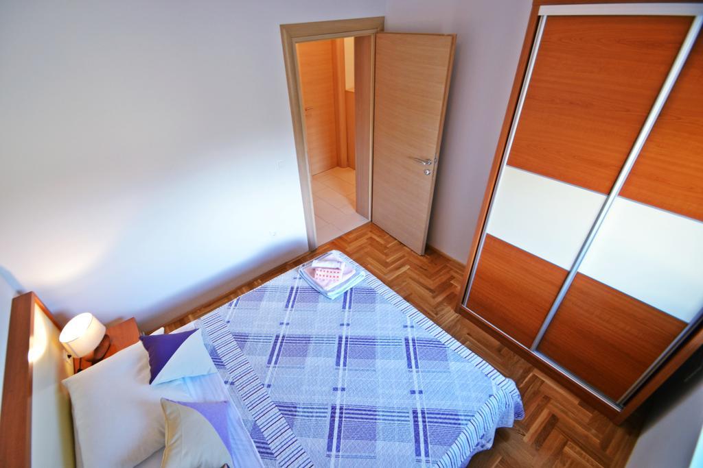 Apartments Ivana Sveti Filip i Jakov Exterior foto